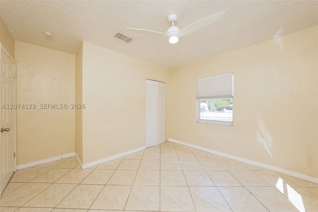 900 W Bloxham St, Lantana, FL 33462