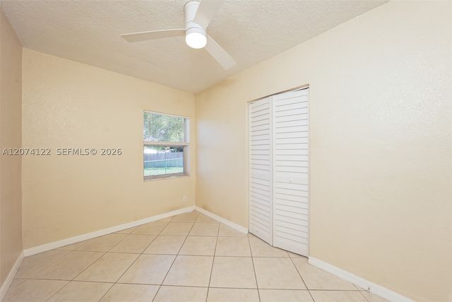 900 W Bloxham St, Lantana, FL 33462