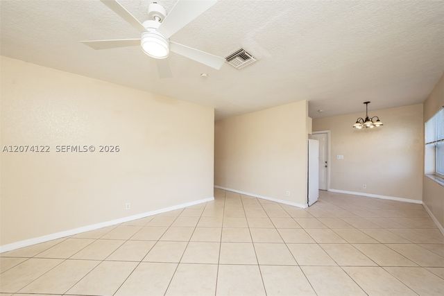 900 W Bloxham St, Lantana, FL 33462