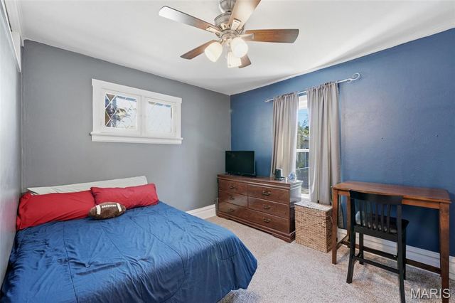 4955 Nagel Avenue, St Louis, MO 63109