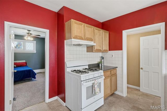 4955 Nagel Avenue, St Louis, MO 63109