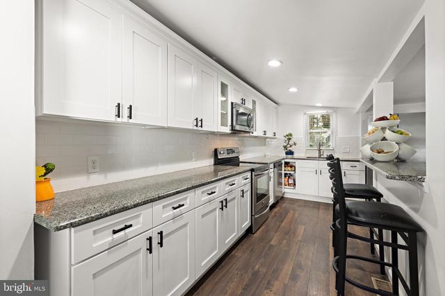 241 ROSELAND AVE, Lawrence Township, NJ 08648