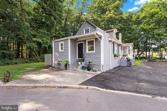 241 ROSELAND AVE, Lawrence Township, NJ 08648