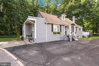 241 ROSELAND AVE, Lawrence Township, NJ 08648