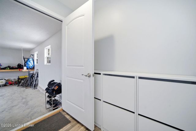 130 Reagan Dr, Taylorsville, KY 40071