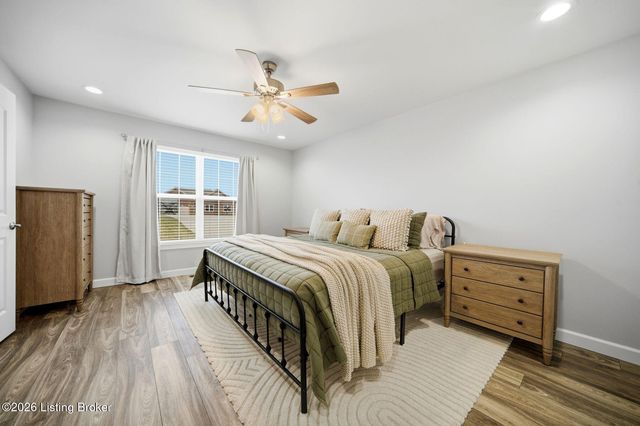 130 Reagan Dr, Taylorsville, KY 40071