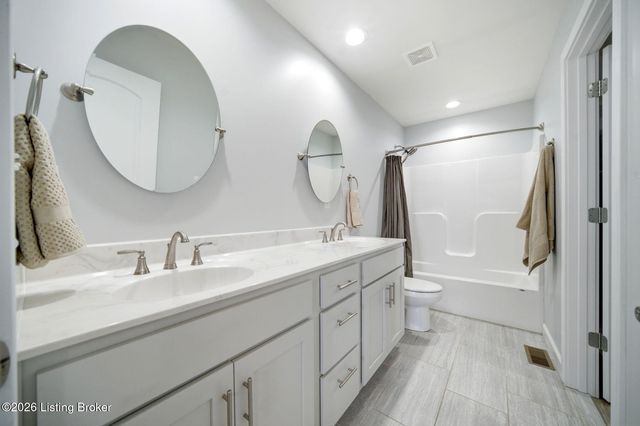 130 Reagan Dr, Taylorsville, KY 40071