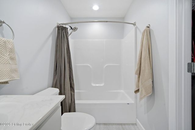 130 Reagan Dr, Taylorsville, KY 40071