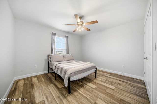 130 Reagan Dr, Taylorsville, KY 40071