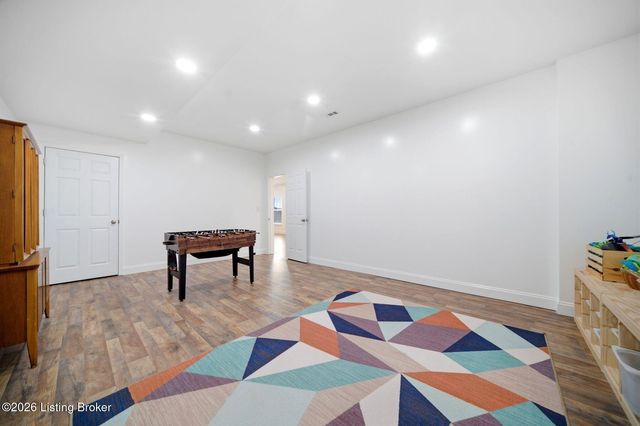 130 Reagan Dr, Taylorsville, KY 40071