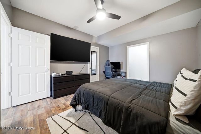 130 Reagan Dr, Taylorsville, KY 40071