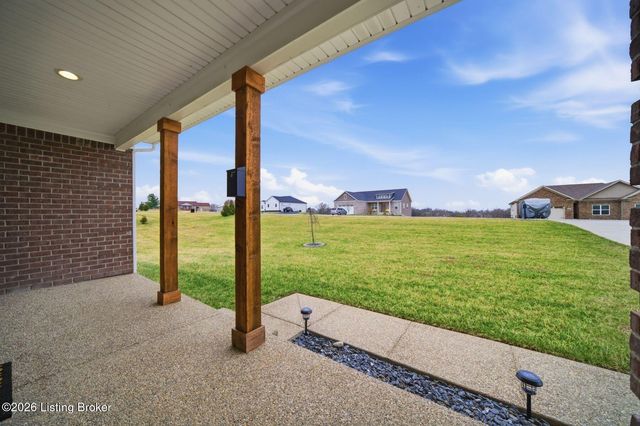 130 Reagan Dr, Taylorsville, KY 40071