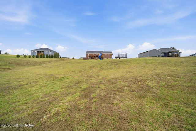 130 Reagan Dr, Taylorsville, KY 40071