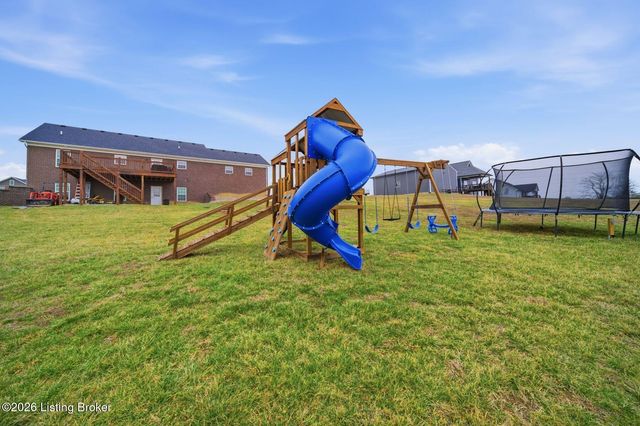 130 Reagan Dr, Taylorsville, KY 40071