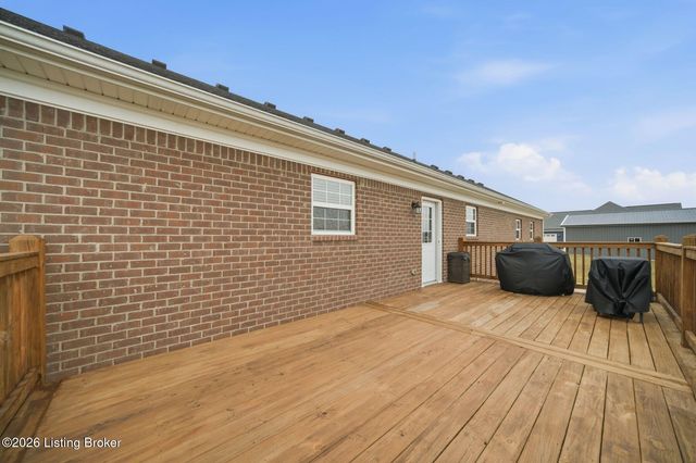 130 Reagan Dr, Taylorsville, KY 40071