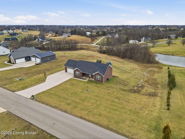 130 Reagan Dr, Taylorsville, KY 40071