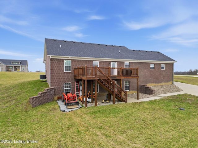 130 Reagan Dr, Taylorsville, KY 40071