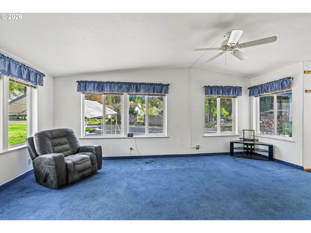 133 MCGEARY Rd, Kelso, WA 98626