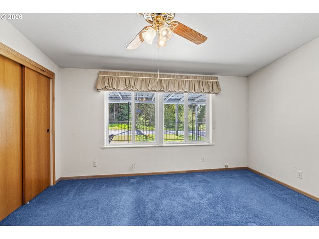 133 MCGEARY Rd, Kelso, WA 98626