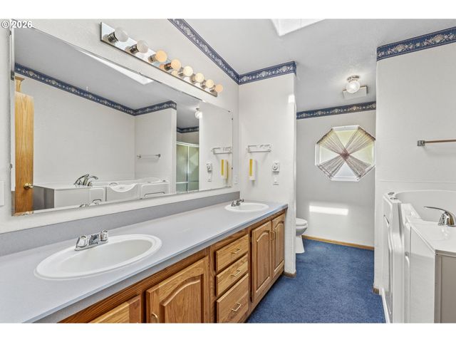 133 MCGEARY Rd, Kelso, WA 98626