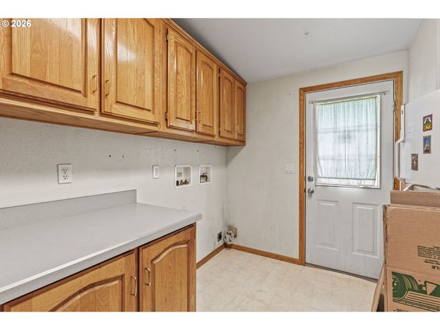 133 MCGEARY Rd, Kelso, WA 98626