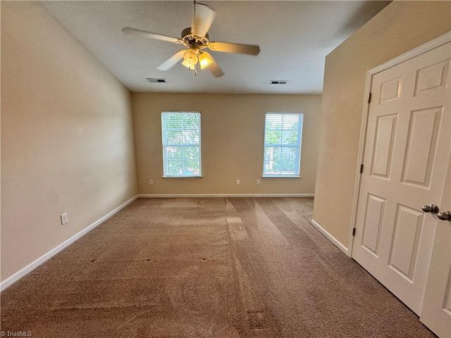 5564 Farm House Trail, Winston-salem, NC 27103