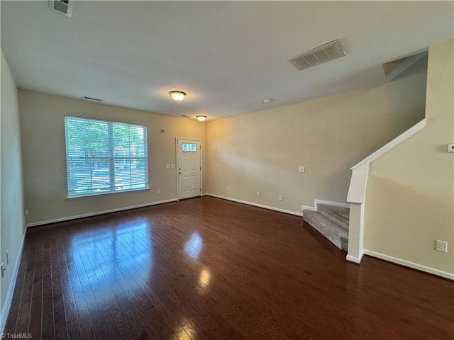 5564 Farm House Trail, Winston-salem, NC 27103