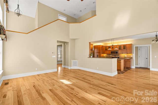 108 Justice Ridge Road, Candler, NC 28715