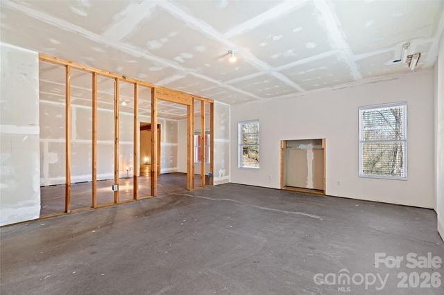 108 Justice Ridge Road, Candler, NC 28715