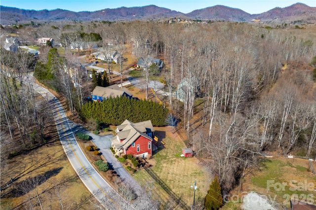 108 Justice Ridge Road, Candler, NC 28715