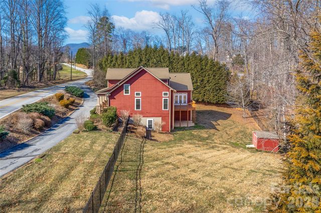 108 Justice Ridge Road, Candler, NC 28715