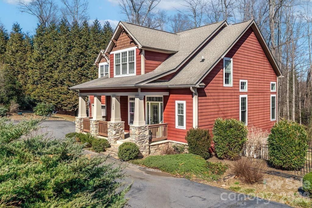 108 Justice Ridge Road, Candler, NC 28715