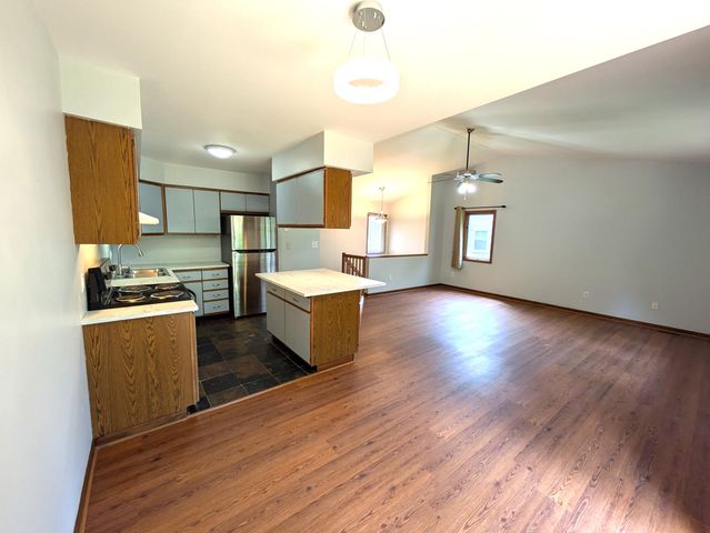 599 Echo Court, Saline, MI 48176