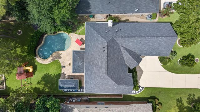 74 Oriel Oaks Circle, The Woodlands, TX 77382