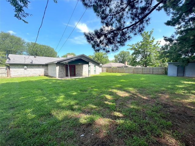 104 Kimberly Street, Sulphur Springs, TX 75482