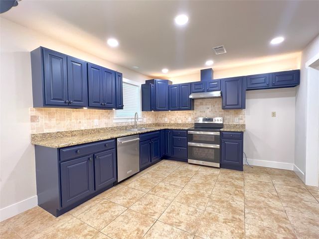 104 Kimberly Street, Sulphur Springs, TX 75482