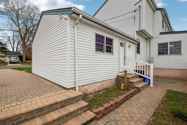1032 5th Street, West Babylon, NY 11704