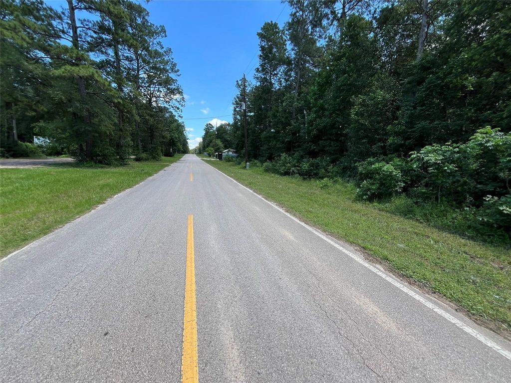 25420 Cambridge Blvd, New Caney, TX 77357