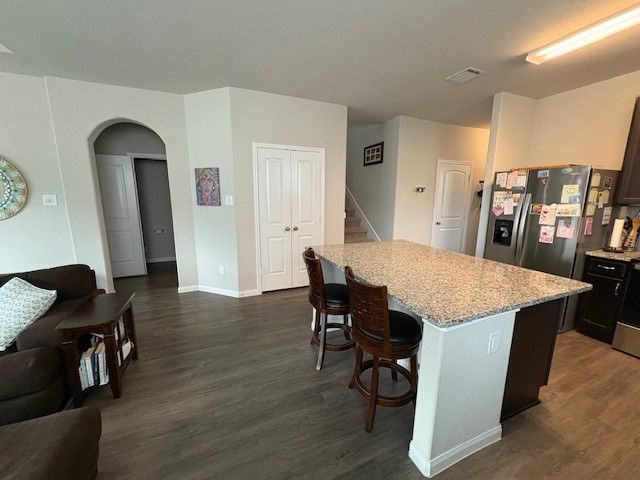 982 Crossing Drive, Bryan, TX 77803