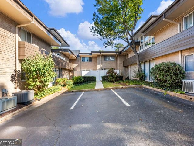 346 Carpenter Drive 72, Atlanta, GA 30328