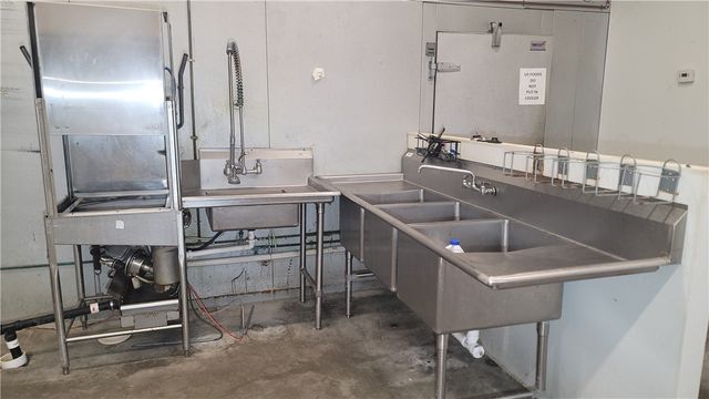 100 Manor Harrison City Road, Manor, PA 15665