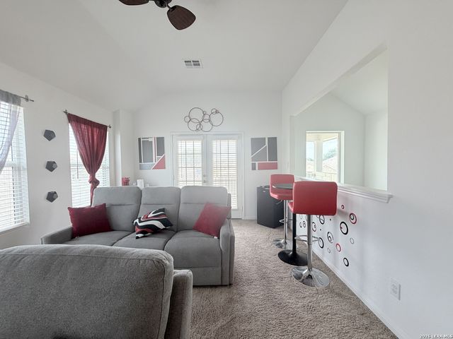 15103 NETTLETON ML, San Antonio, TX 78254