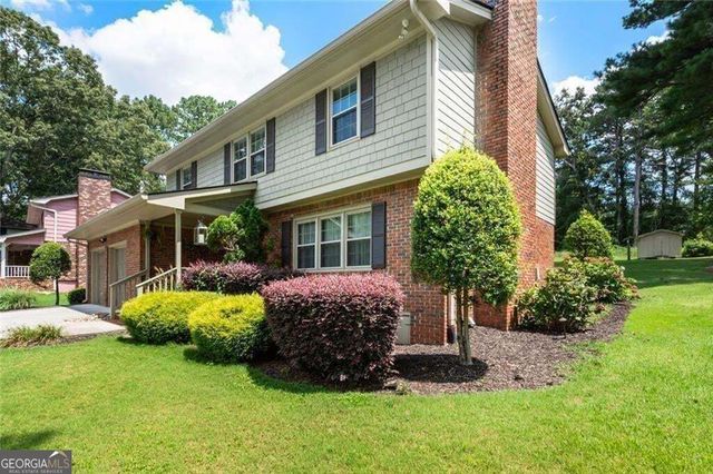 647 Shannon Green Circle SW, Mableton, GA 30126