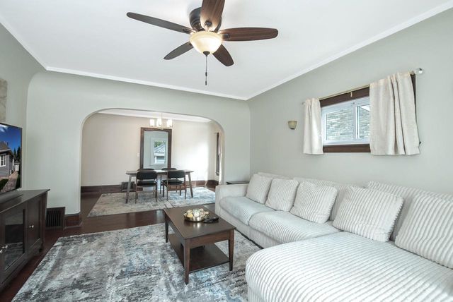 1517 West Lawn AVENUE, Racine, WI 53405