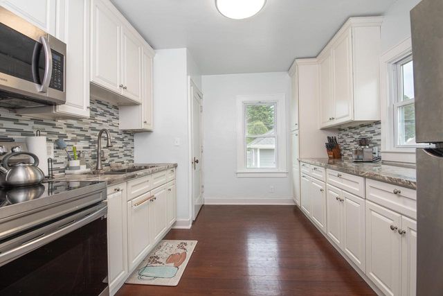 1517 West Lawn AVENUE, Racine, WI 53405