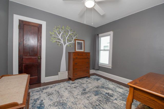 1517 West Lawn AVENUE, Racine, WI 53405