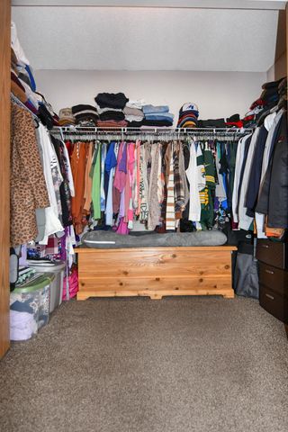 1935 57th Avenue S, Fargo, ND 58104