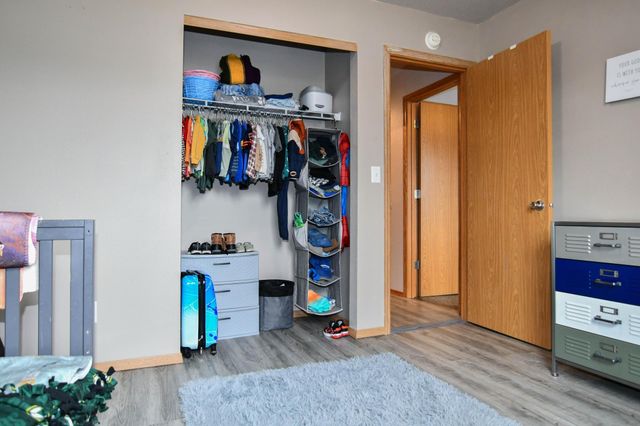 1935 57th Avenue S, Fargo, ND 58104