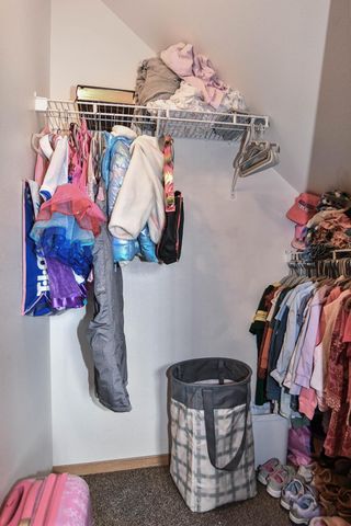 1935 57th Avenue S, Fargo, ND 58104