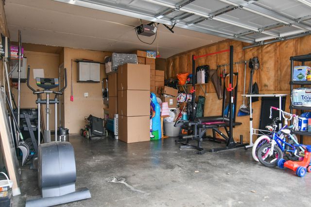 1935 57th Avenue S, Fargo, ND 58104